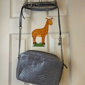 Vintage Guess Silver Crossbody Bag .New,newer used.